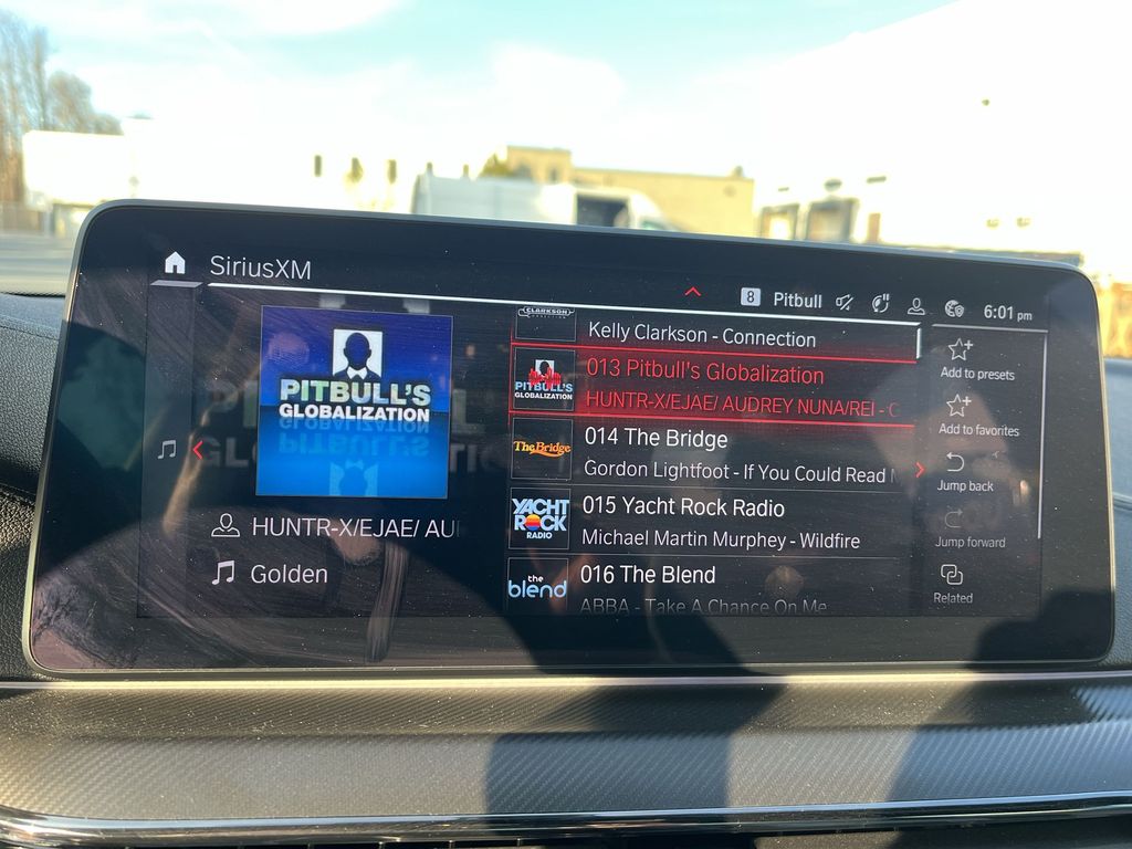 Thumbnail: 2021 BMW M5 - 16