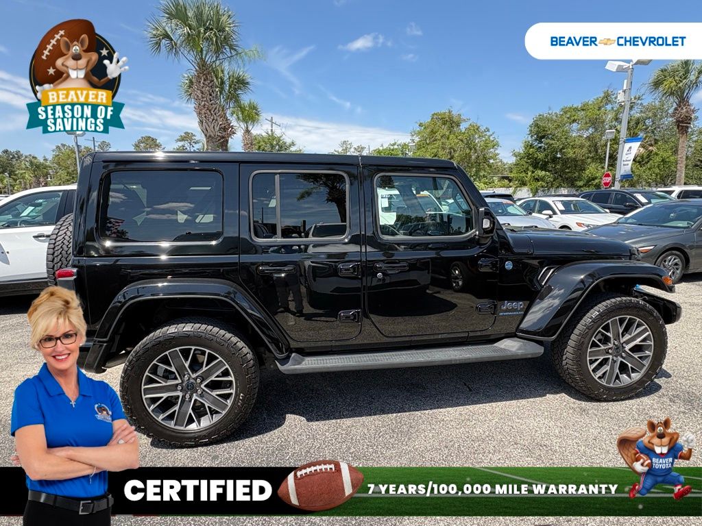 Used 2024 Jeep Wrangler SUV