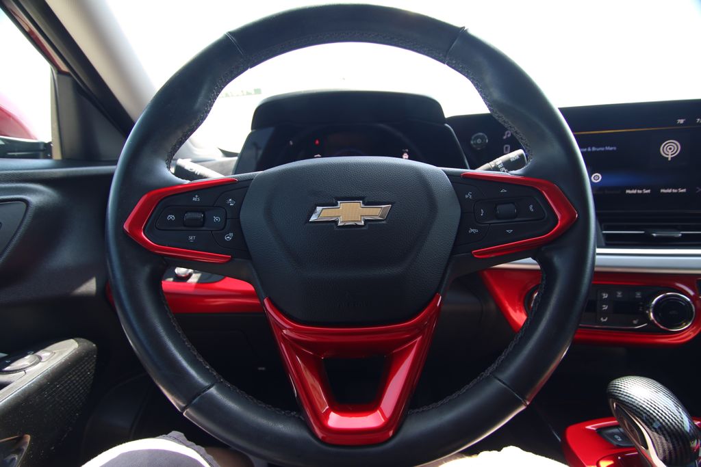 Used 2024 Chevrolet Trax SUV