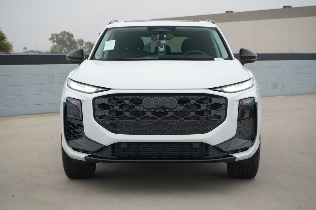 Thumbnail: 2026 Audi Q3 - 3