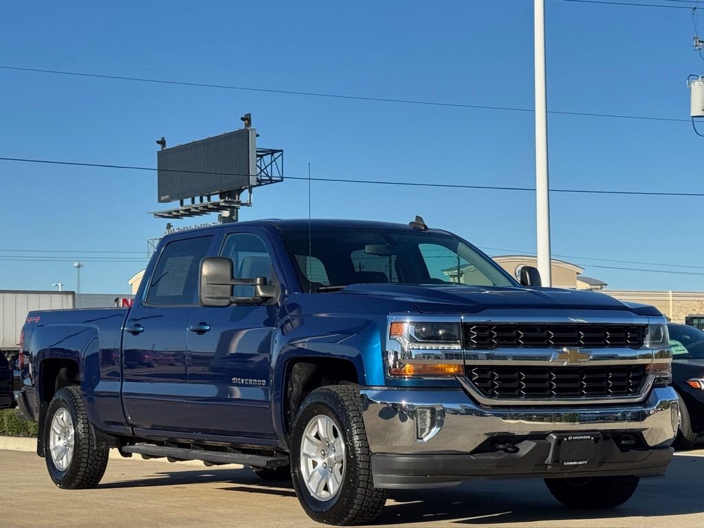 2018 Chevrolet Silverado 1500 LT - 11