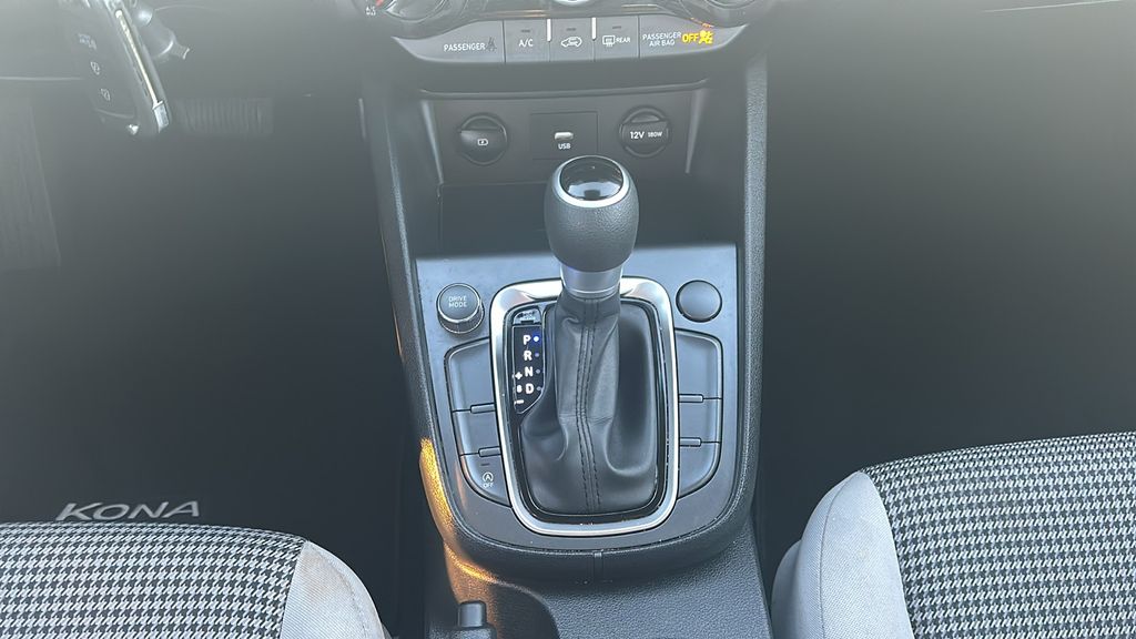 2023 Hyundai Kona SE White at Big Star Chrysler Jeep Dodge Ram 