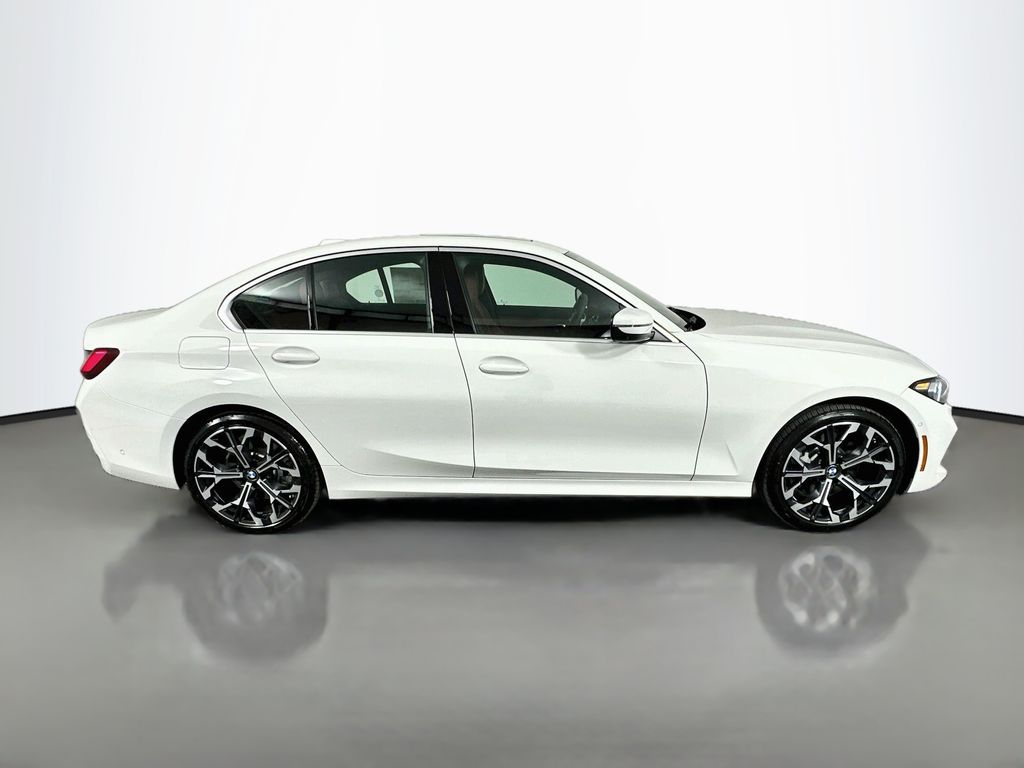 Thumbnail: 2026 BMW 3 Series - 4