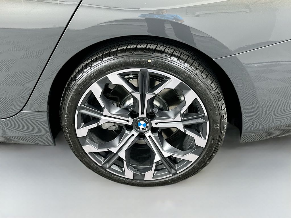 Thumbnail: 2026 BMW 3 Series - 23