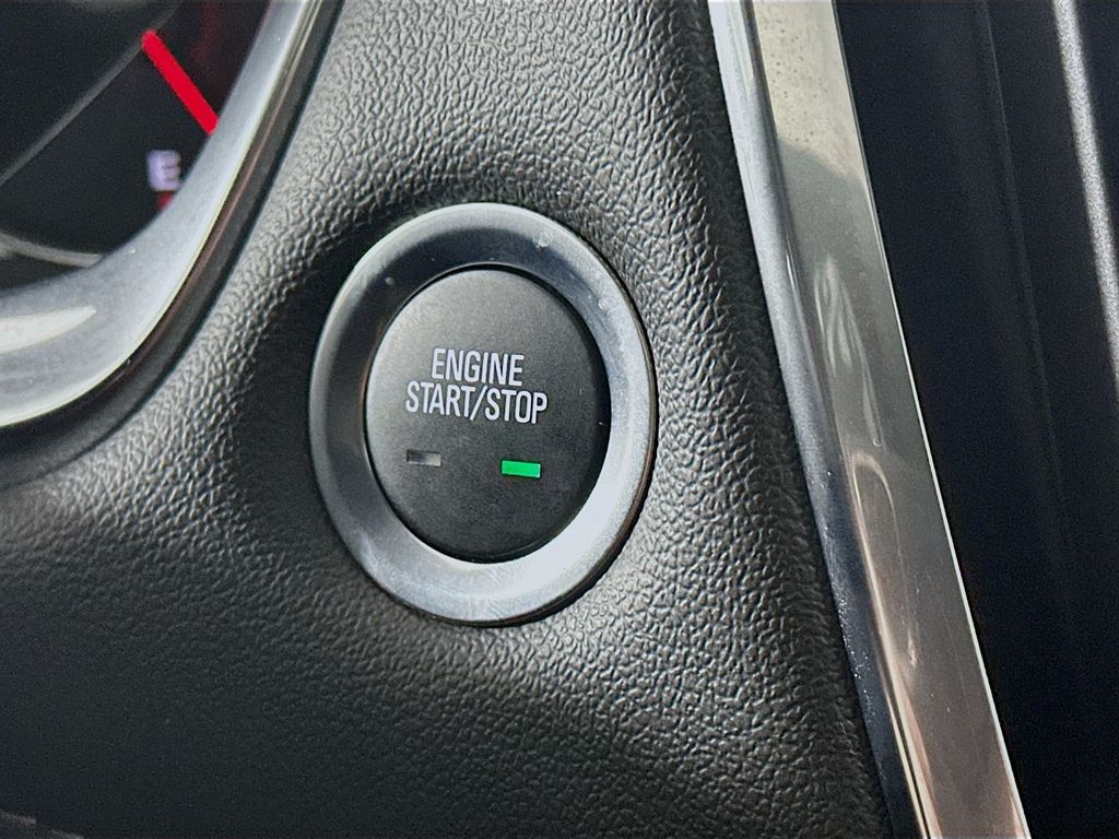 Used 2023 White Chevrolet Premier image 27