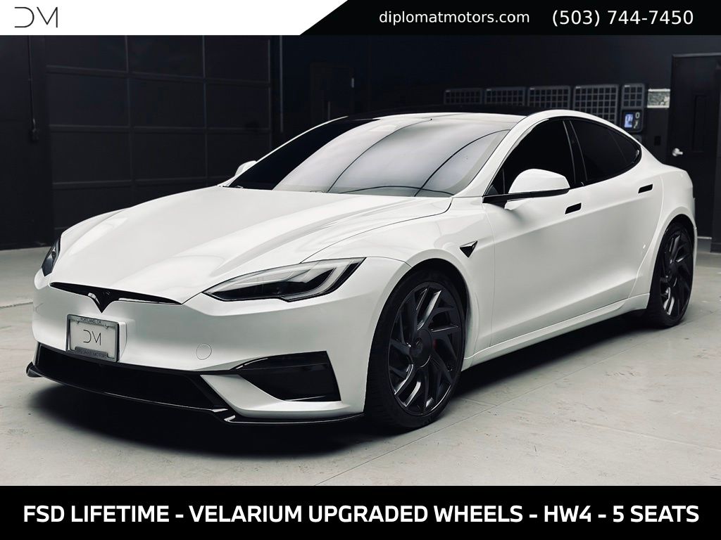 Pearl White Multi-Coat 2026 Tesla Model S Sedan All-Wheel Drive 1-Speed Automatic