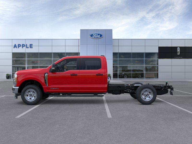 2026 Ford F-350 Chassis XL