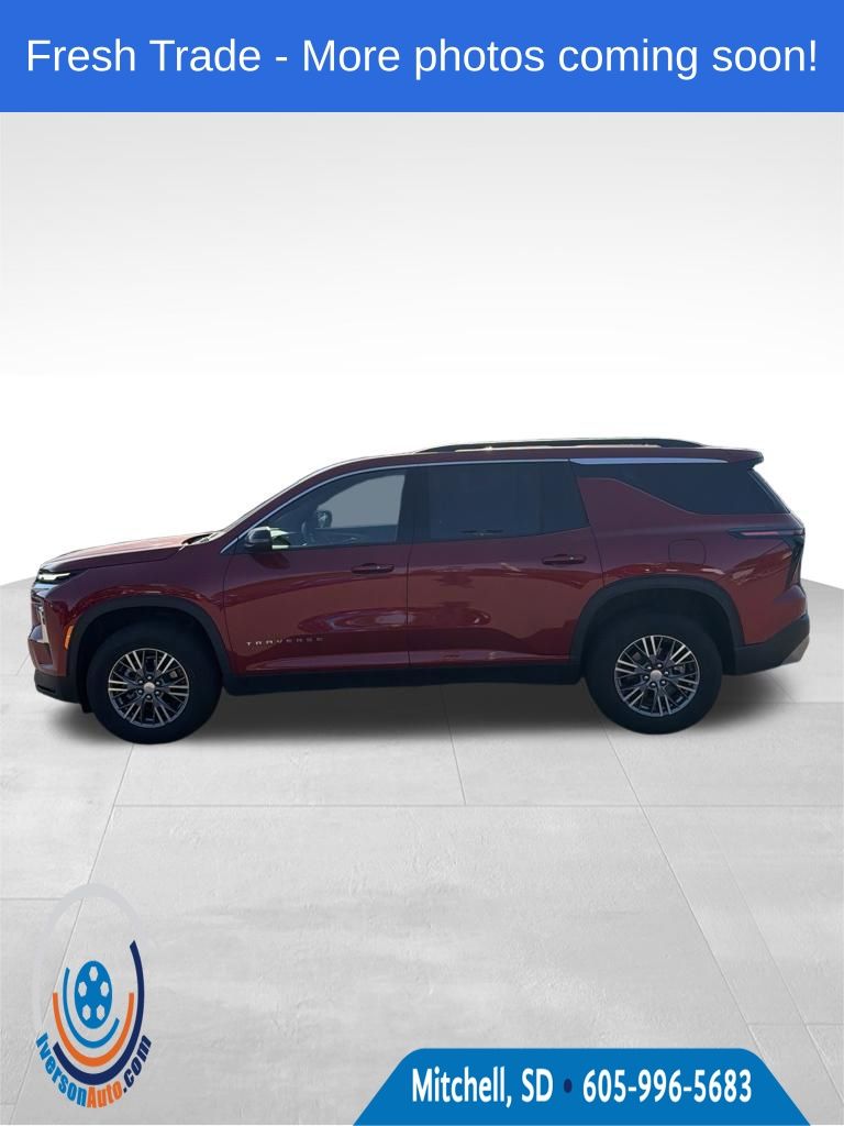 Radiant Red Tintcoat 2026 Chevrolet Traverse SUV / Crossover Four-Wheel Drive 8-Speed Automatic