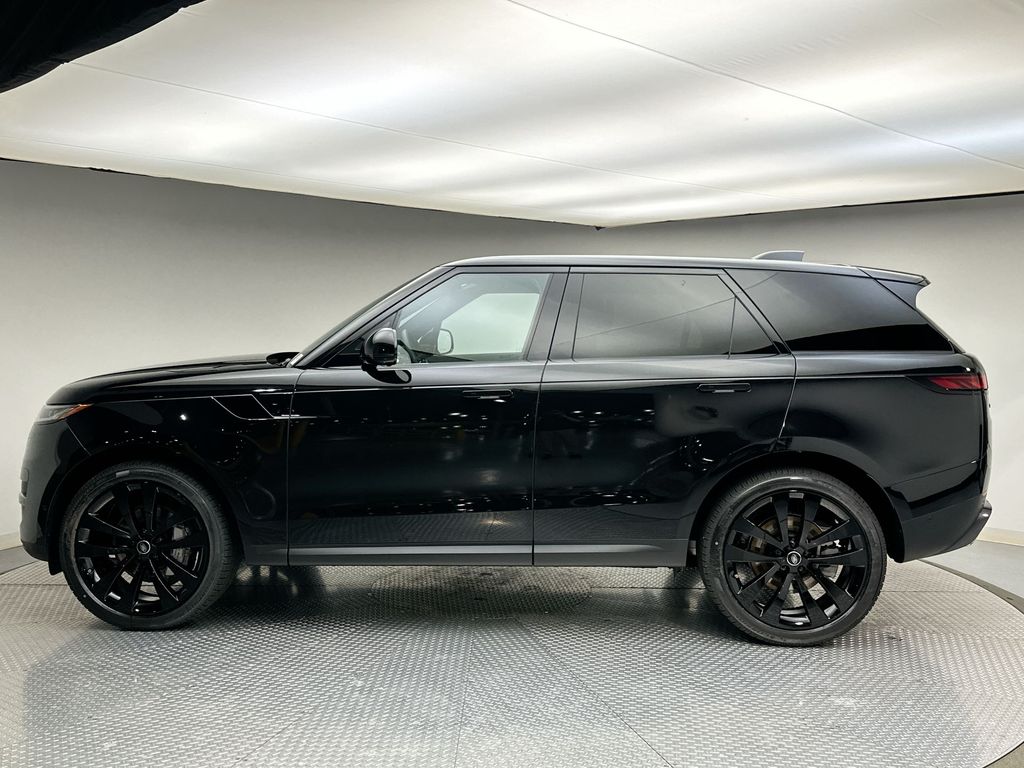 2025 Land Rover Range Rover Sport SE 2