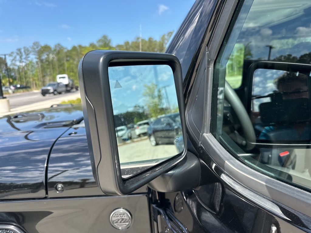 2023 Black Clearcoat Jeep Gladiator Sport 4X4 Truck