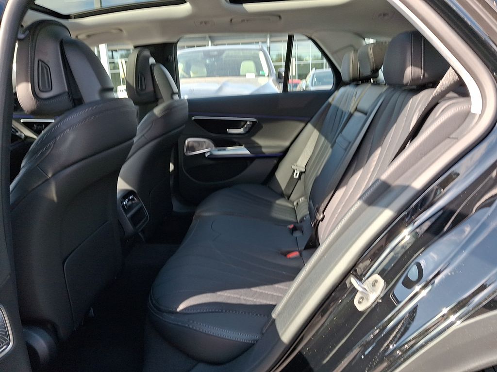 Thumbnail: 2026 Mercedes-Benz E-Class - 6