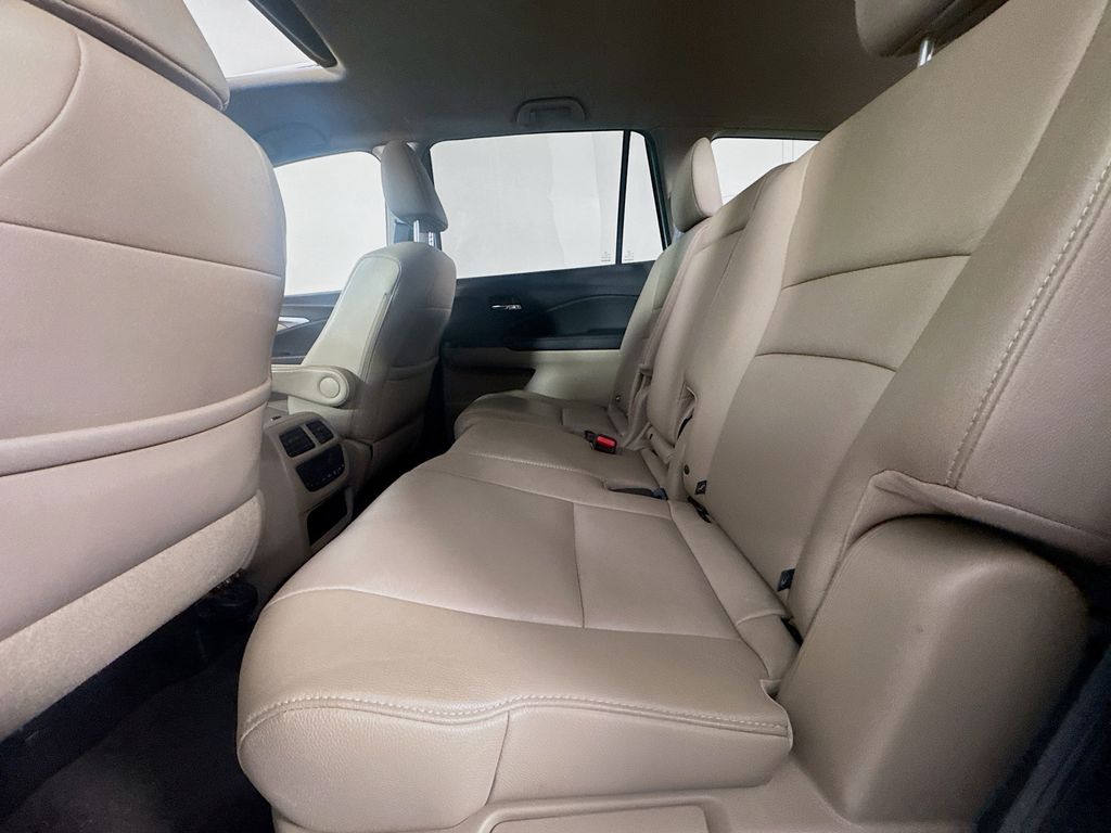 Used Car 2016 Honda Pilot  Ex-l For Sale Under $15,000 In Austin, Texas