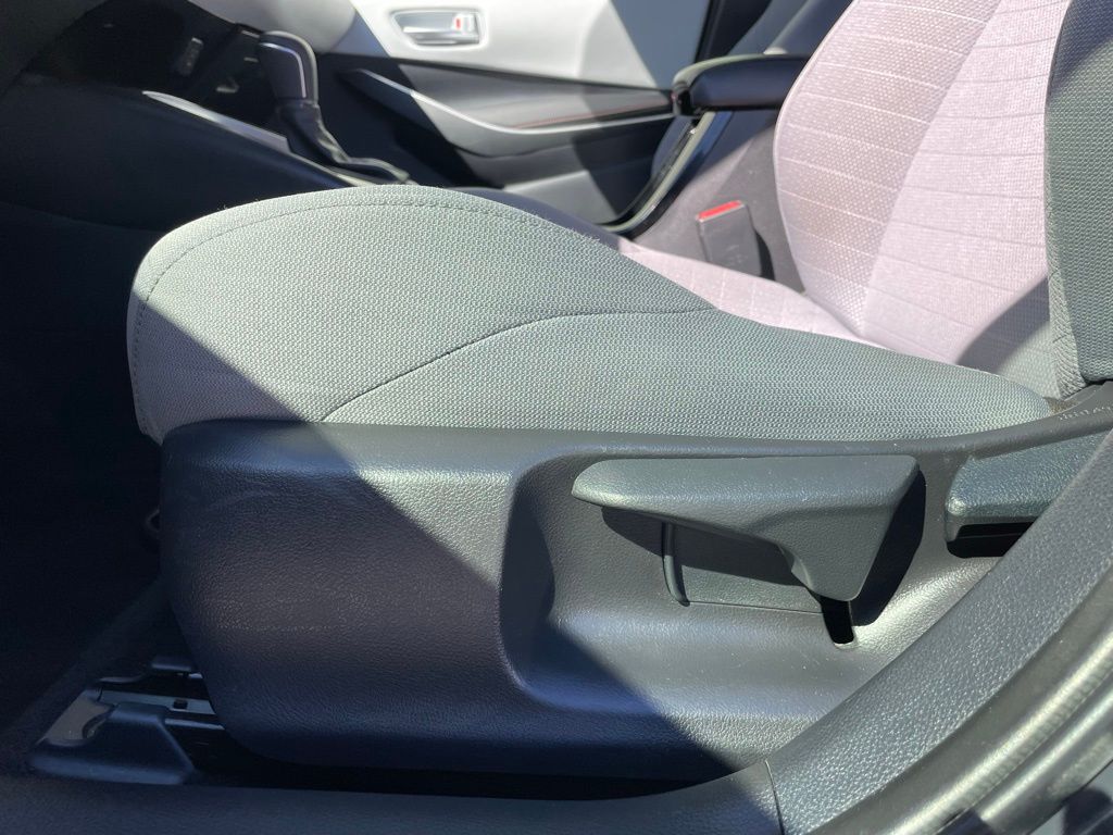 Thumbnail: 2024 Toyota Corolla - 25