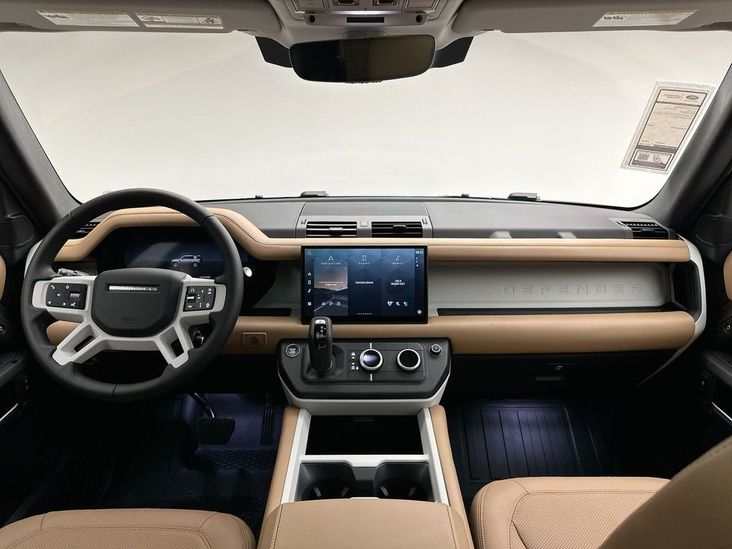 Thumbnail: 2025 Land Rover Defender - 7