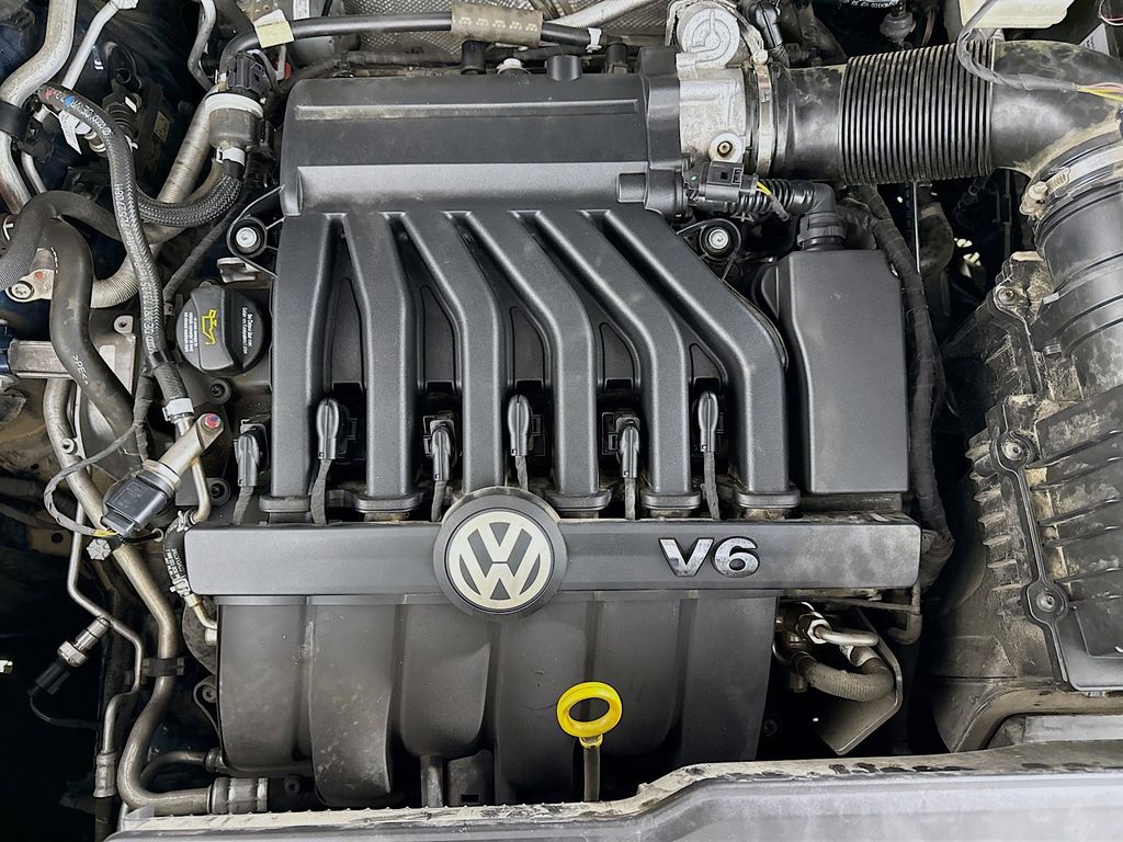 Thumbnail: 2021 Volkswagen Atlas - 31