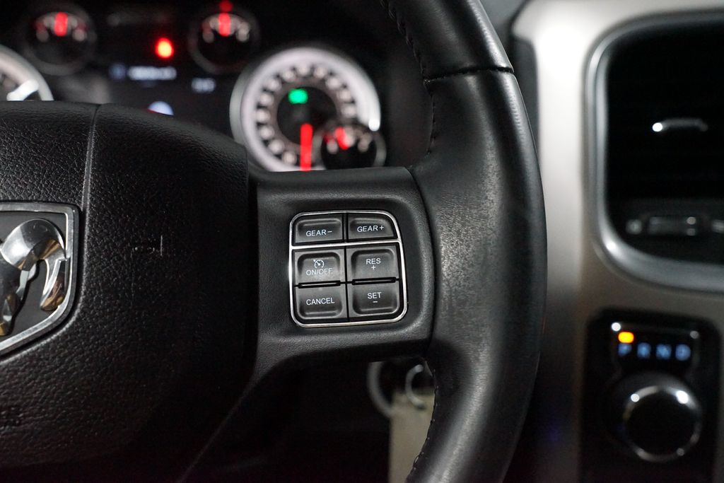 Thumbnail: 2019 RAM 1500 Classic - 13