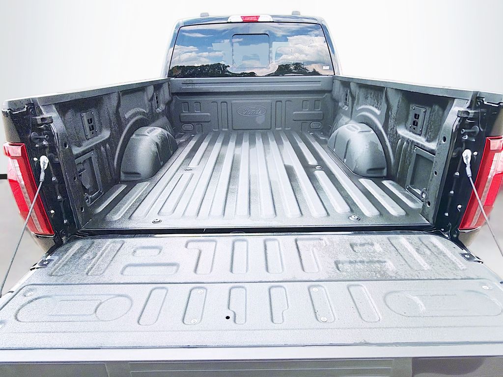 2026 Ford F-150 XLT - Photo 28