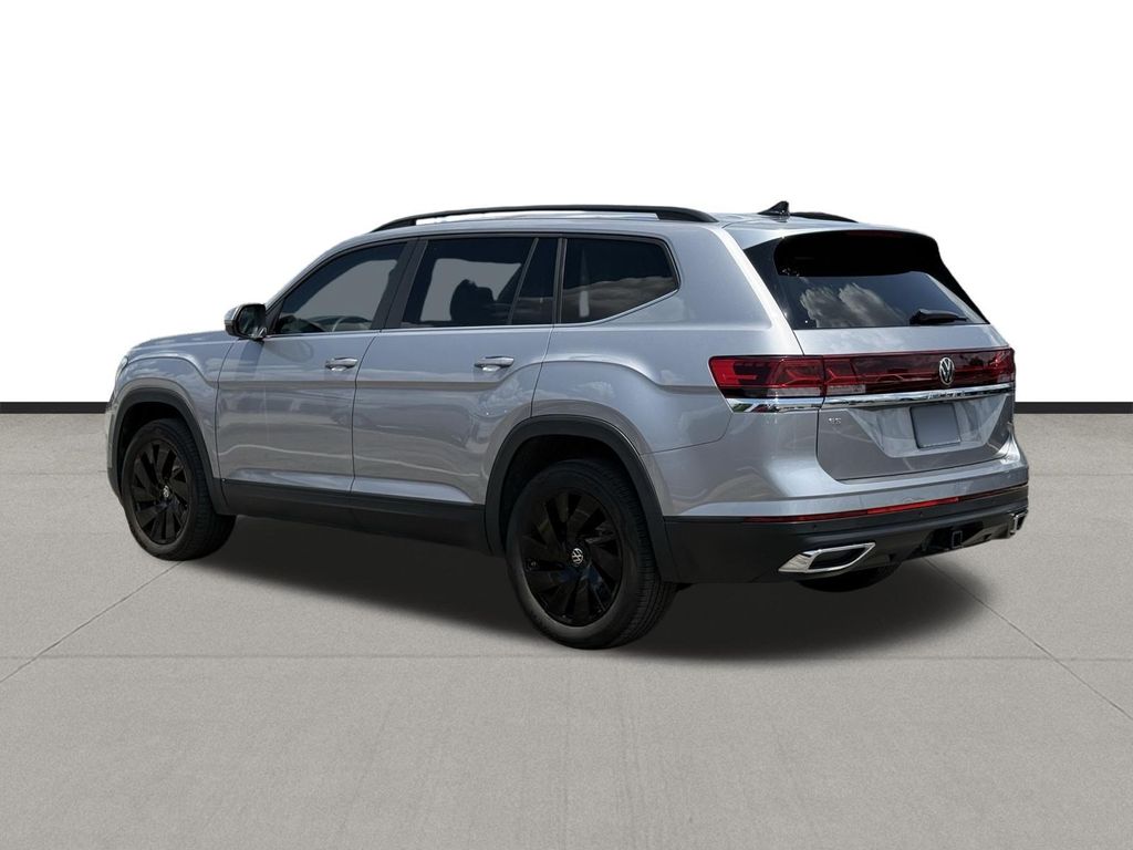 2024 Volkswagen Atlas 2.0T SE w/Technology  at Toyota of Victoria