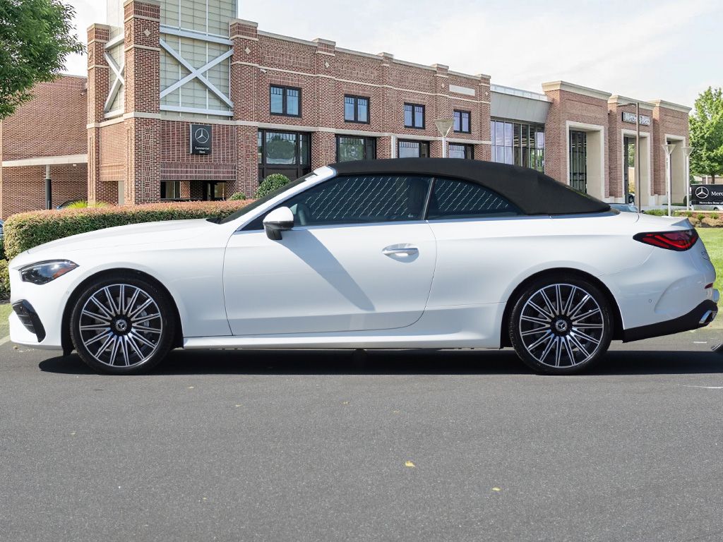 Thumbnail: 2026 Mercedes-Benz CLE - 8