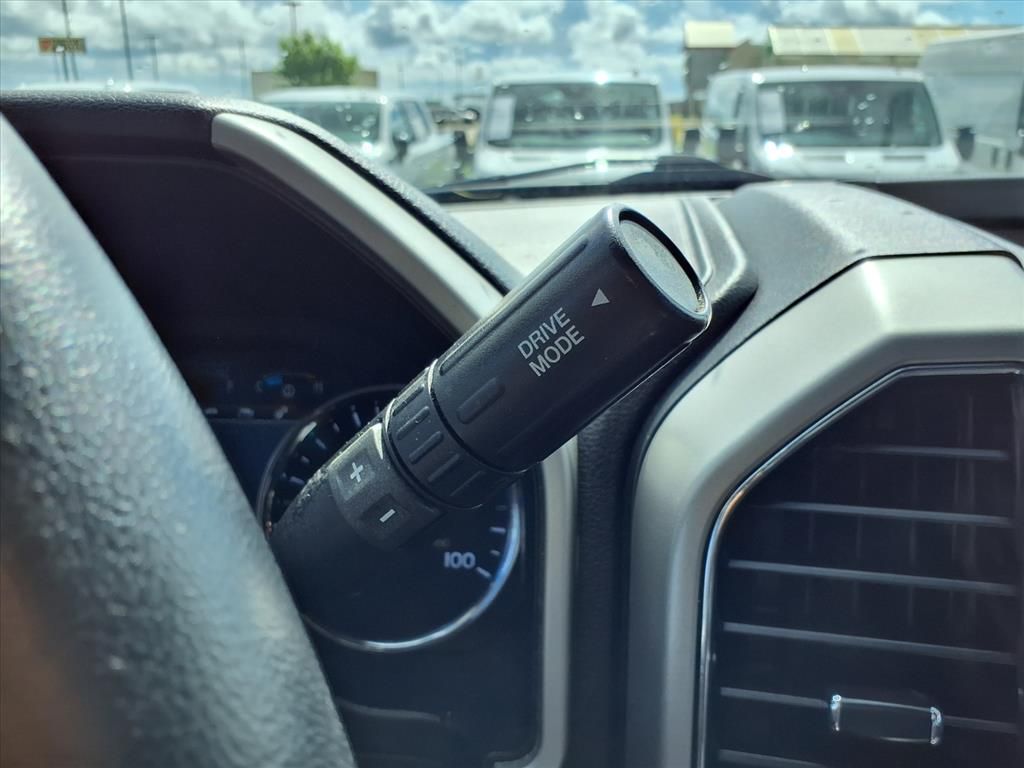 2021 Ford F-250SD Lariat Blue at Autostrade