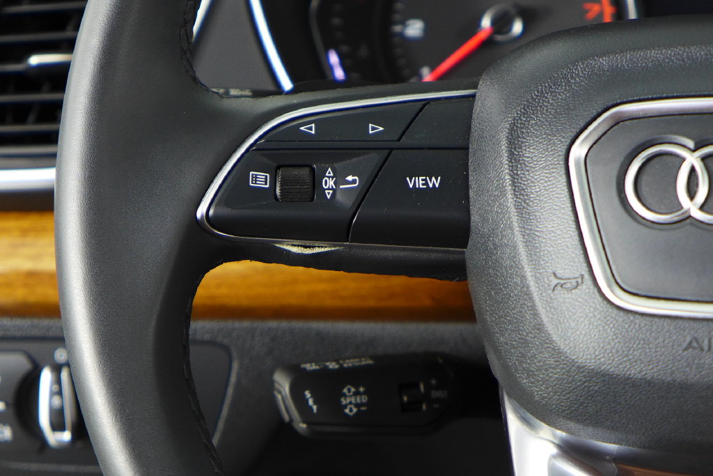 Thumbnail: 2023 Audi Q5 - 30