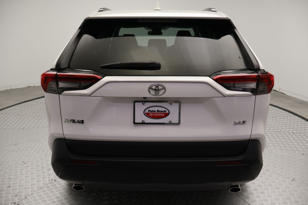 Thumbnail: 2025 Toyota RAV4 - 10