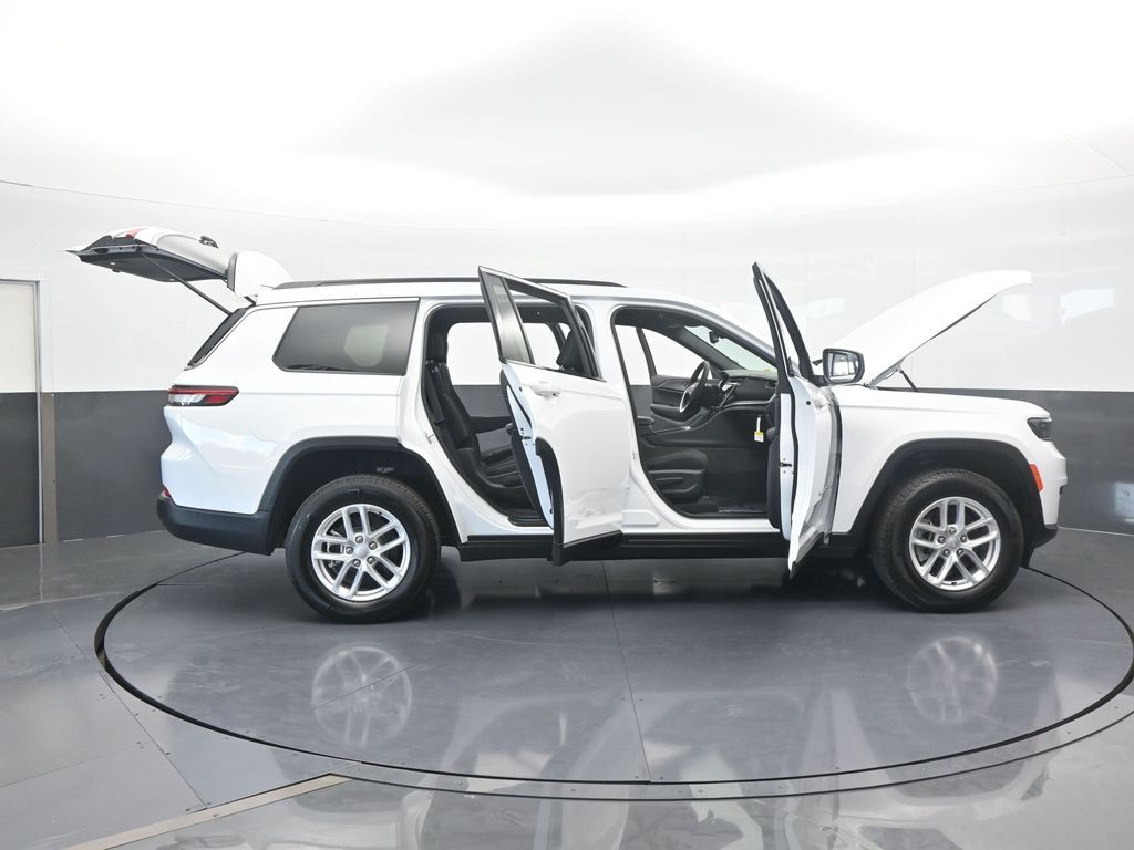 Used 2024 Bright White Clearcoat Jeep Laredo image 69