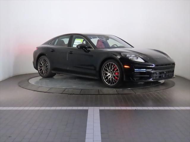 Thumbnail: 2026 Porsche Panamera - 9