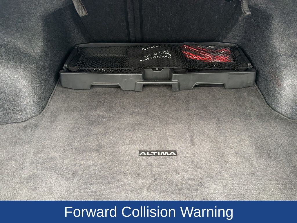 2024 Nissan Altima SR VC-Turbo FWD