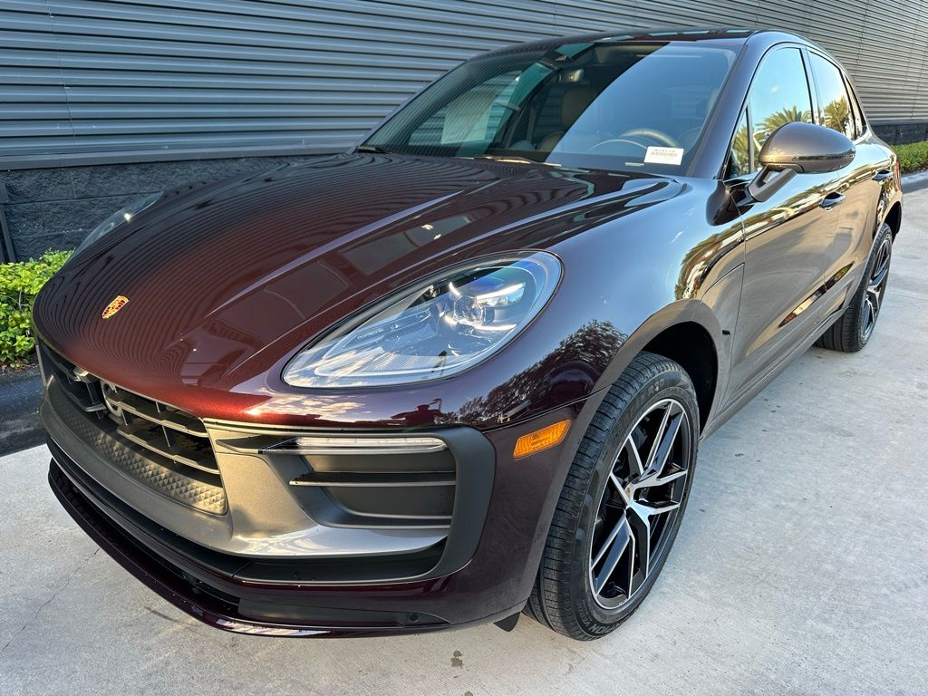 Thumbnail: 2026 Porsche Macan - 6