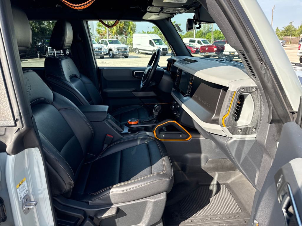 Used 2021 Gray Ford Badlands image 26