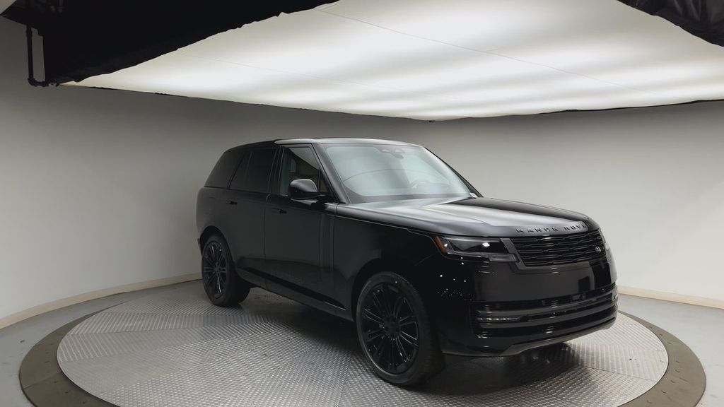 Thumbnail: 2026 Land Rover Range Rover - 8