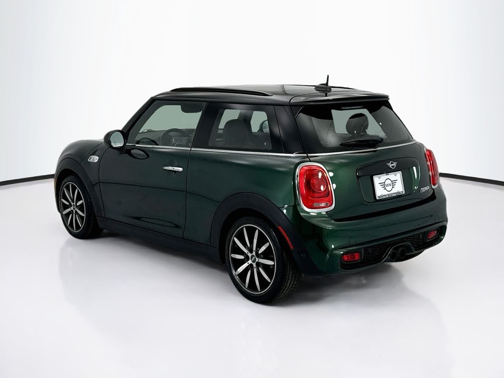 Used 2019 Green MINI Signature image 7