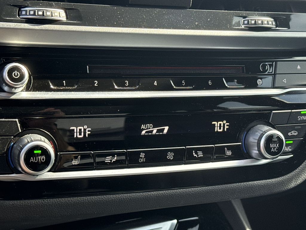 Thumbnail: 2019 BMW X3 - 9