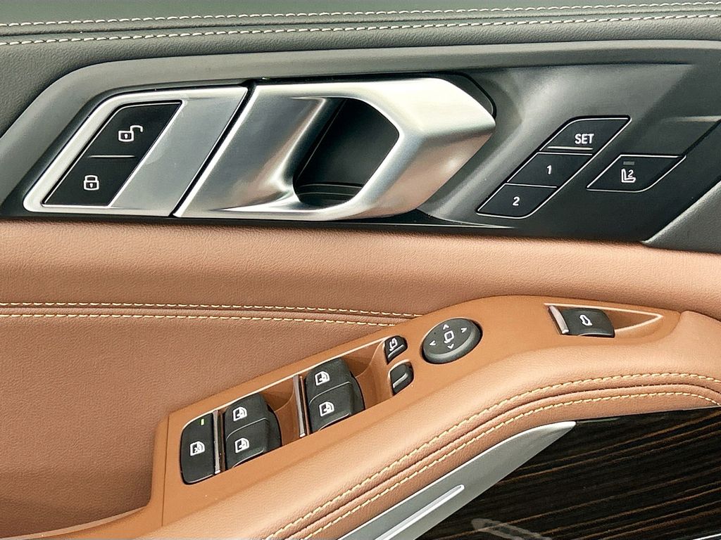 Thumbnail: 2026 BMW X5 - 22