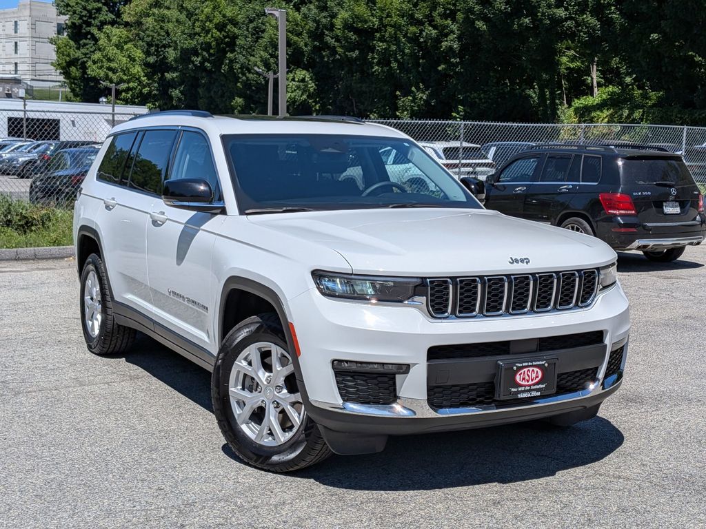 Bright White Clearcoat 2023 Jeep Grand Cherokee L Limited 4WD SUV / Crossover Four-Wheel Drive 8-Speed Automatic