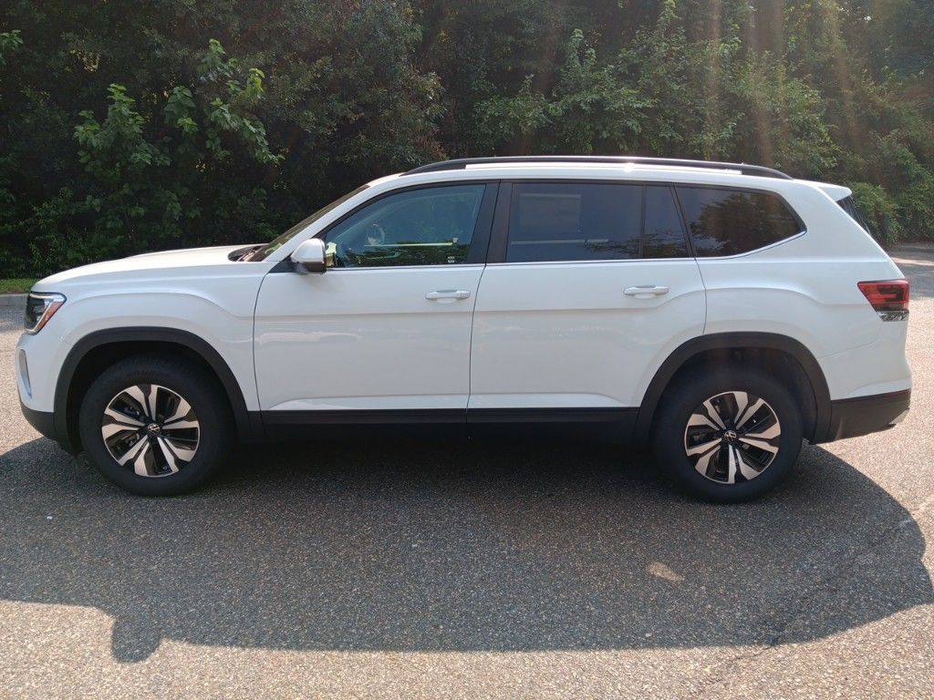 2024 Volkswagen Atlas 2.0T SE 2