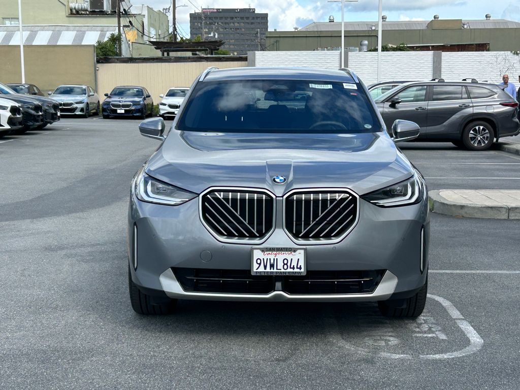 Thumbnail: 2025 BMW X3 - 8