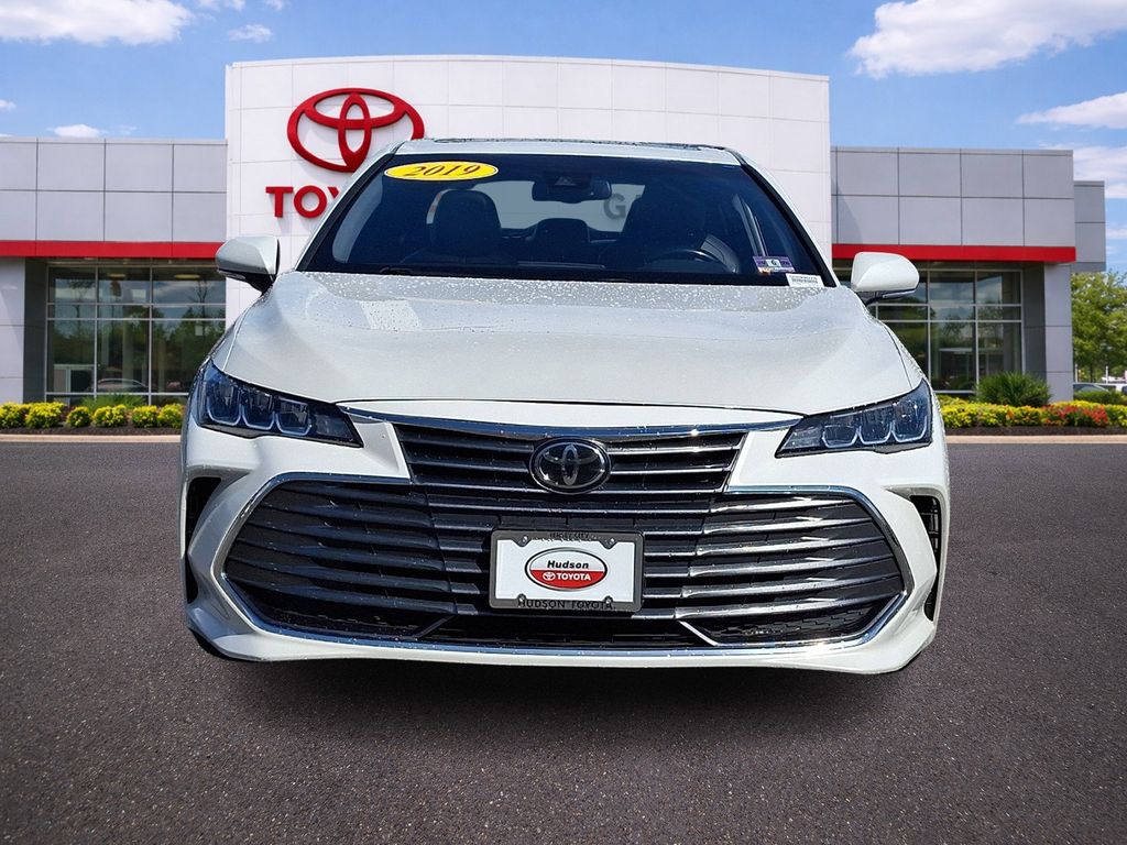 Thumbnail: 2019 Toyota Avalon - 2