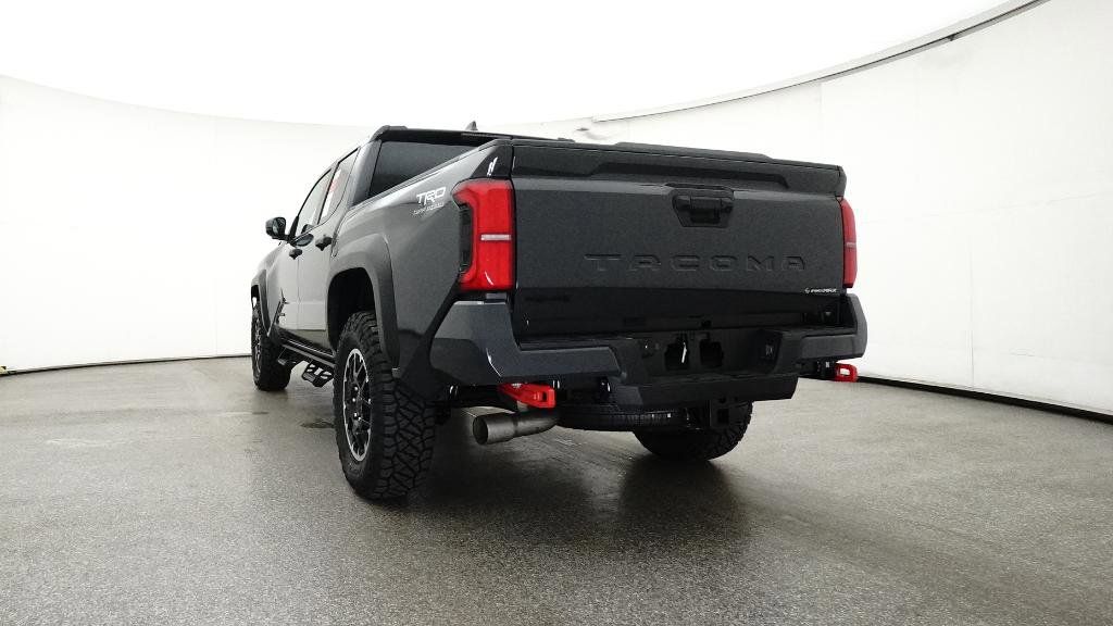 2025 Toyota Tacoma TRD Off-Road 2