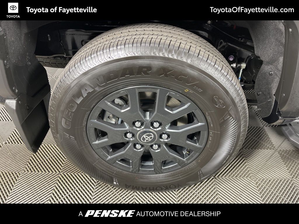 Thumbnail: 2025 Toyota 4Runner - 13