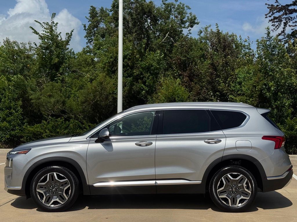 2023 Hyundai Santa Fe Limited Silver at Community Toyota