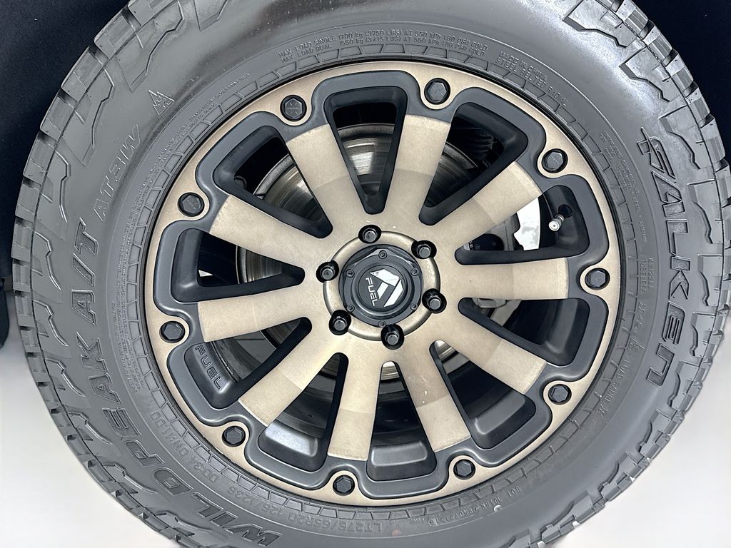 Thumbnail: 2021 Chevrolet Tahoe - 29