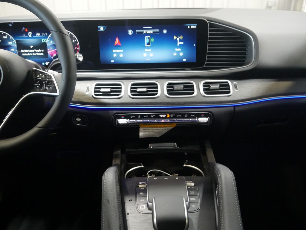 Thumbnail: 2026 Mercedes-Benz GLE - 28