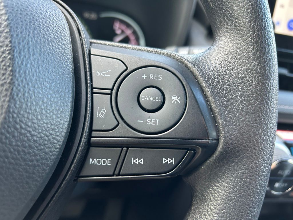 Thumbnail: 2024 Toyota RAV4 - 19