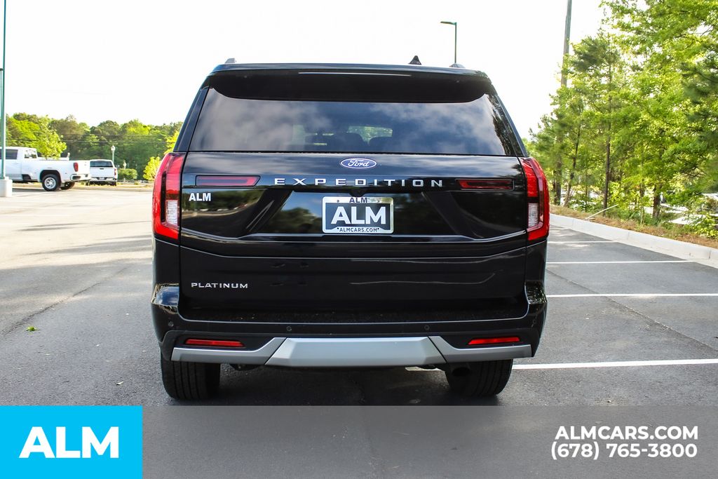 Used 2025 Black Ford Platinum image 11