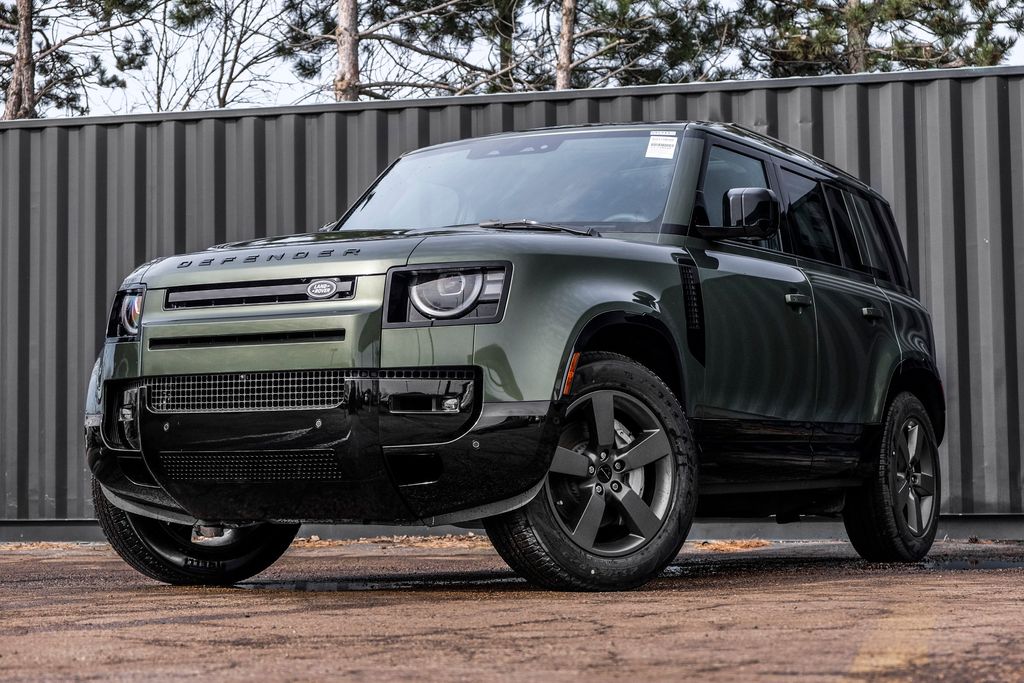 2026 Land Rover Defender 110 P400 X-Dynamic SE AWD