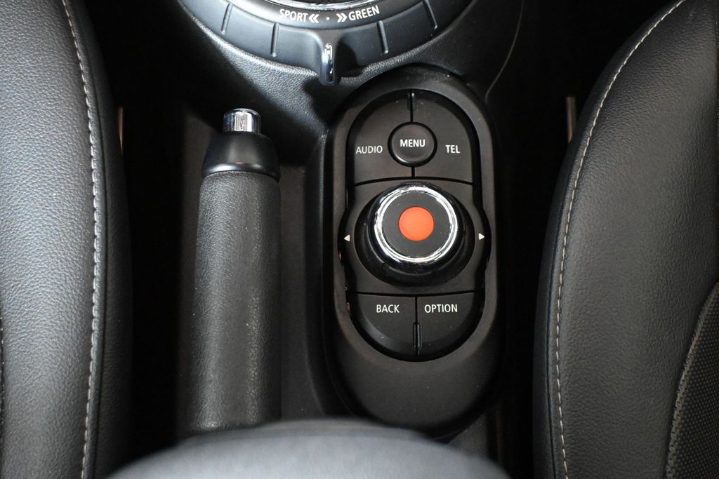 Thumbnail: 2016 MINI Cooper - 24