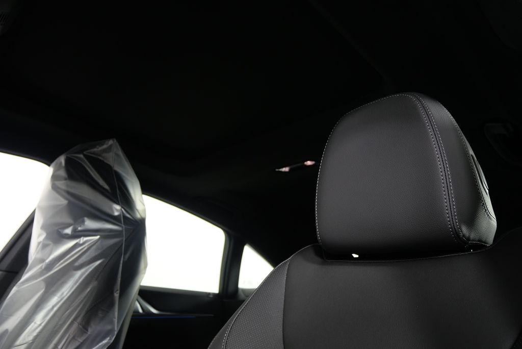 2025 BMW i4 eDrive40 11