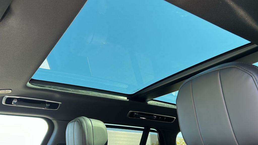 new 2025 Land Rover Range Rover Plug-In Hybrid car, priced at $130,292